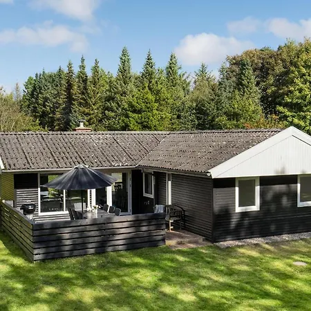 Holiday home Gorgeous In With Wifi Toftlund